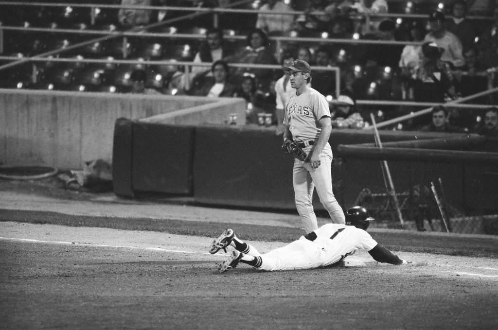 The Chicago White Sox compete against the Texas Rangers - Chicago Sun-Times