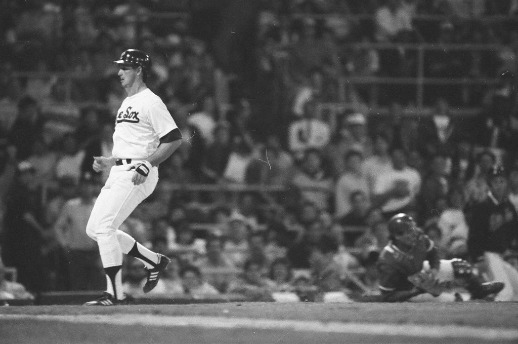 The Chicago White Sox and Chicago Cubs face-off for a game - Chicago Sun-Times