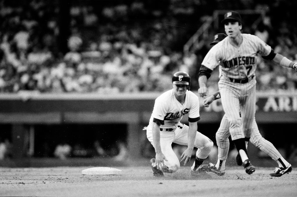 The Chicago White Sox and Minnesota Twins compete in a baseball game - Chicago Sun-Times