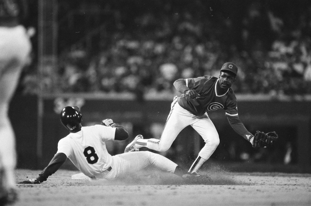 The Chicago White Sox and Chicago Cubs face-off for a game - Chicago Sun-Times
