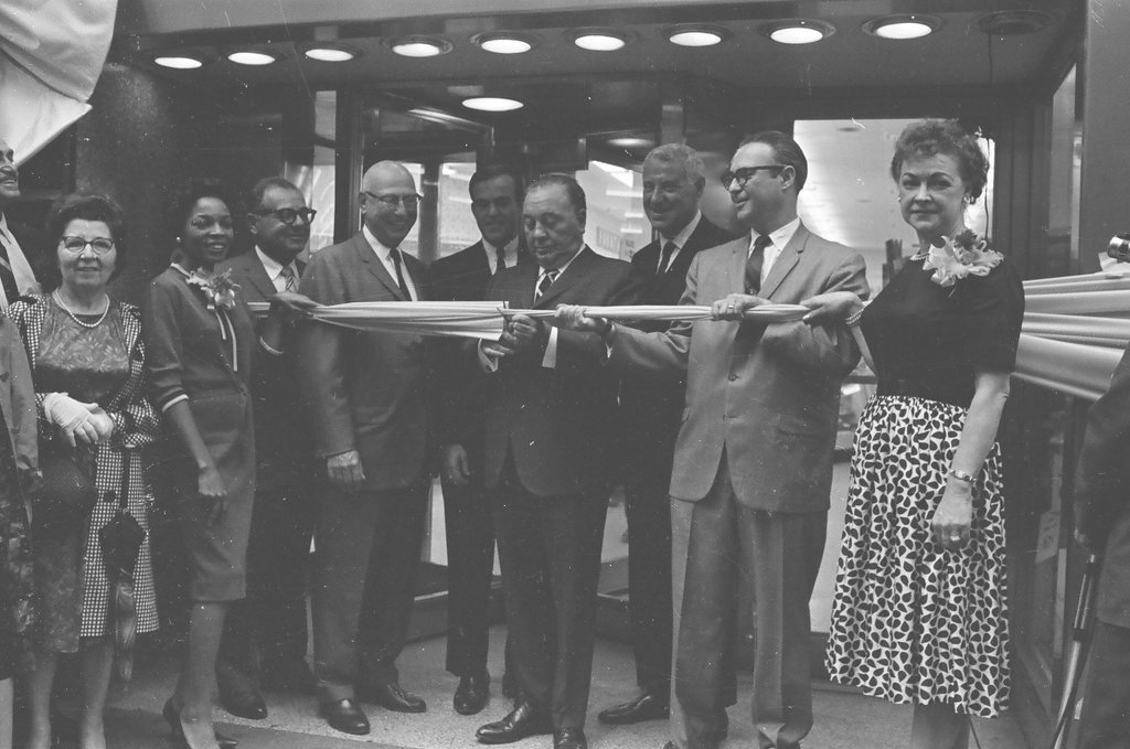 Opening of largest Walgreen's - Jack Dykinga for Chicago Sun-Times
