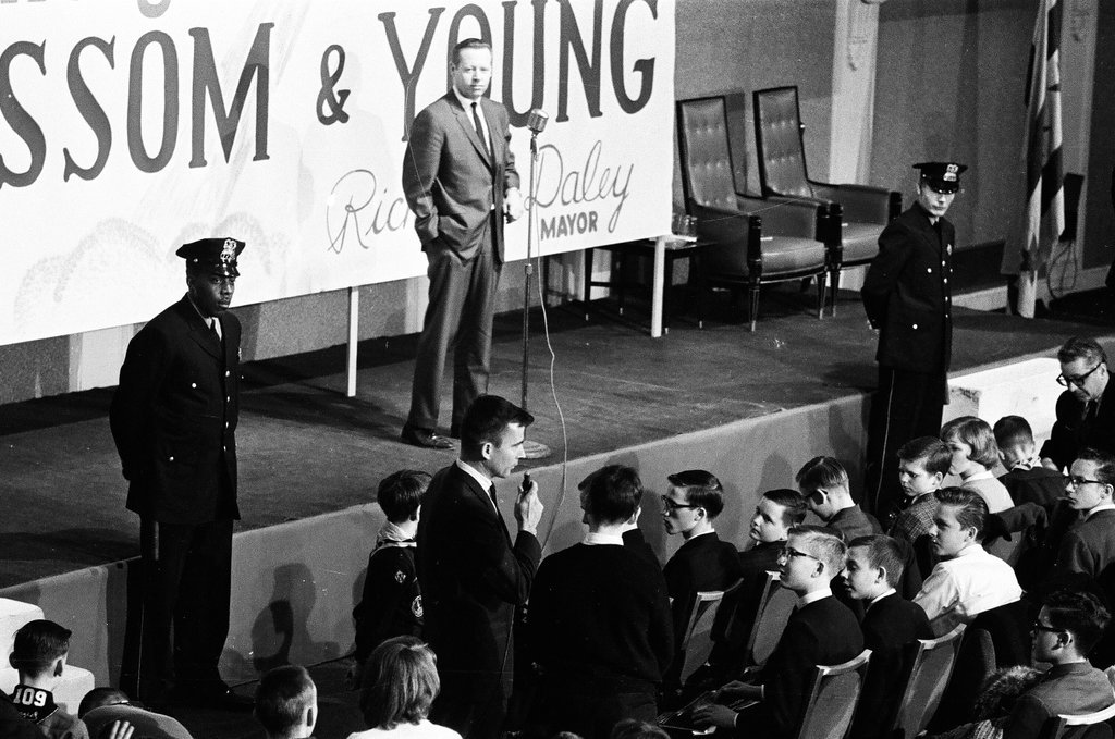 Astronauts Grissom and Young hold press conference - Gene Pesek for Chicago Sun-Times