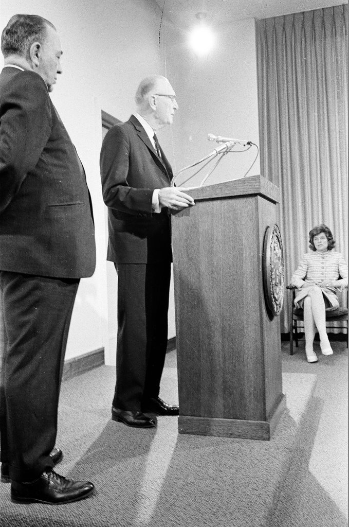 Eunice Kennedy Shriver announces Chicago will host Special Olympics - Pete Peters for Chicago Sun-Times