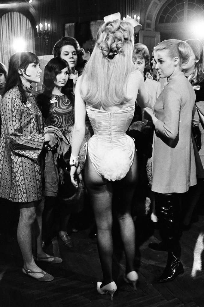 Open house at Playboy Mansion - Kotalik (Bob or George) for Chicago Sun-Times