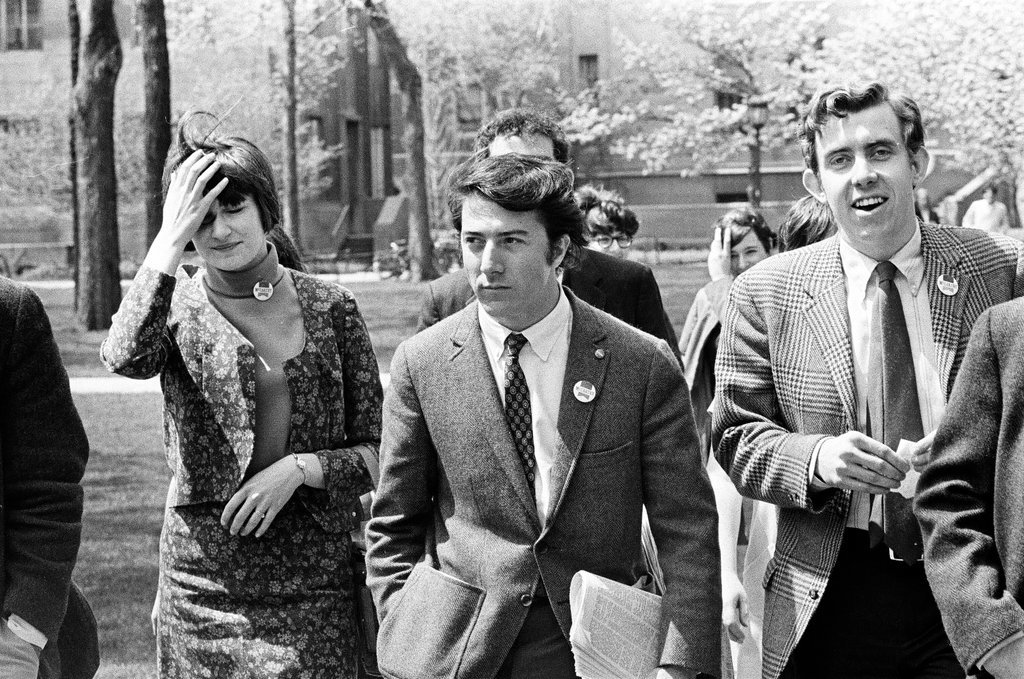 Dustin Hoffman visits college - John Tweedle for Chicago Sun-Times