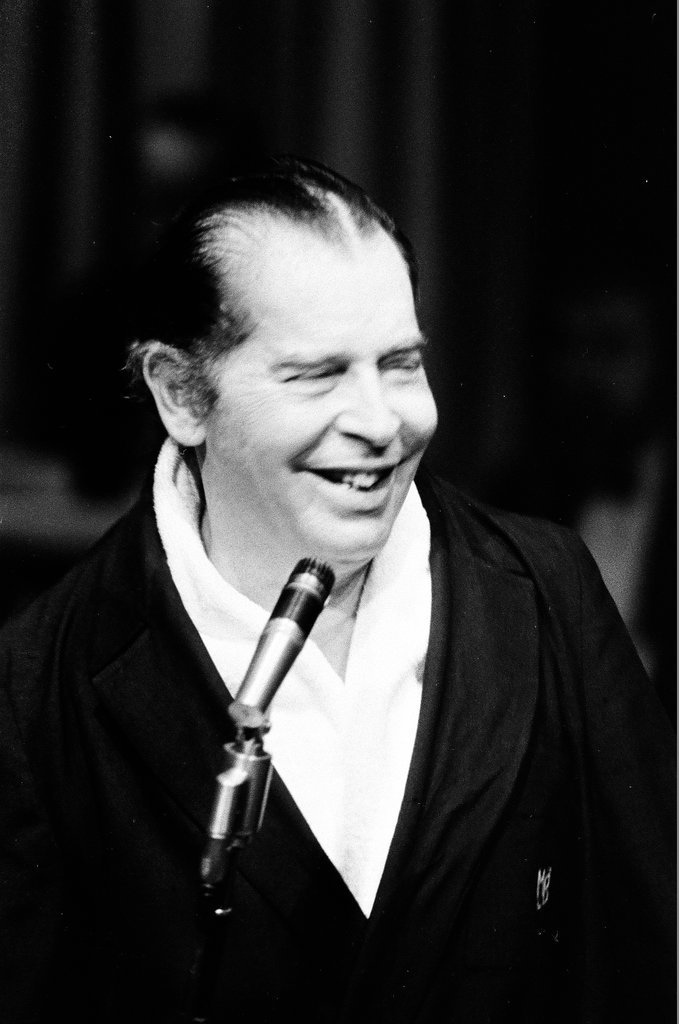Milton Berle performs at the Palmer House - Don Bierman for Chicago Sun-Times