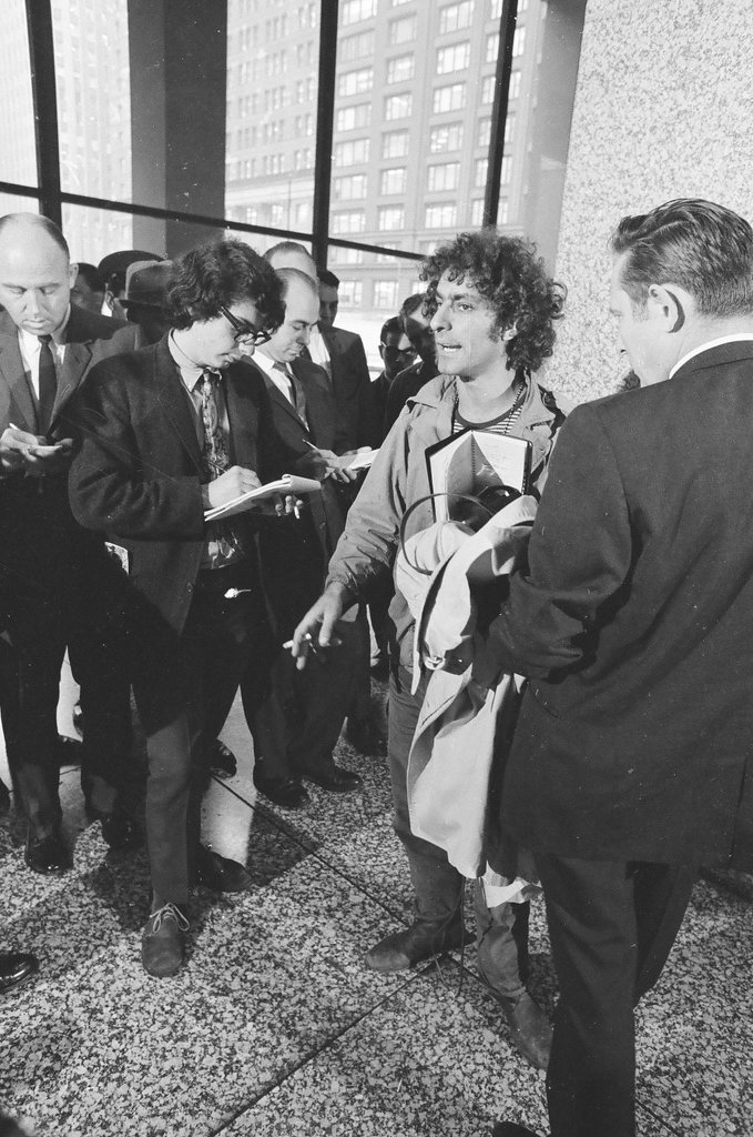 Abbie Hoffman leaving Federal Building - Gene Pesek for Chicago Sun-Times