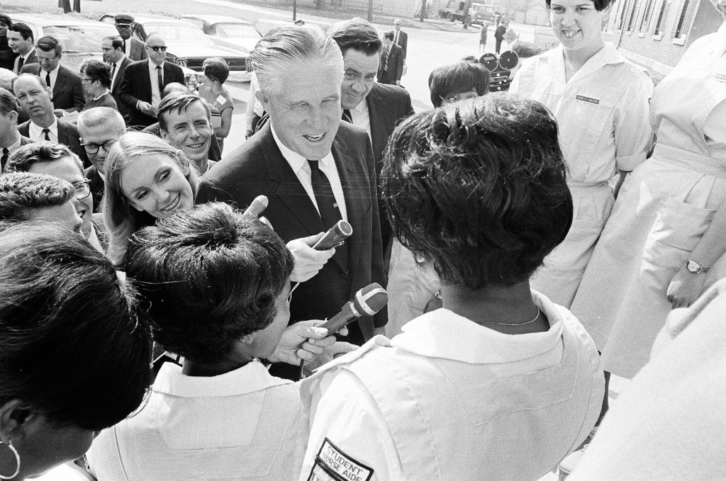 George Romney on West Division Street - Bob Langer for Chicago Sun-Times