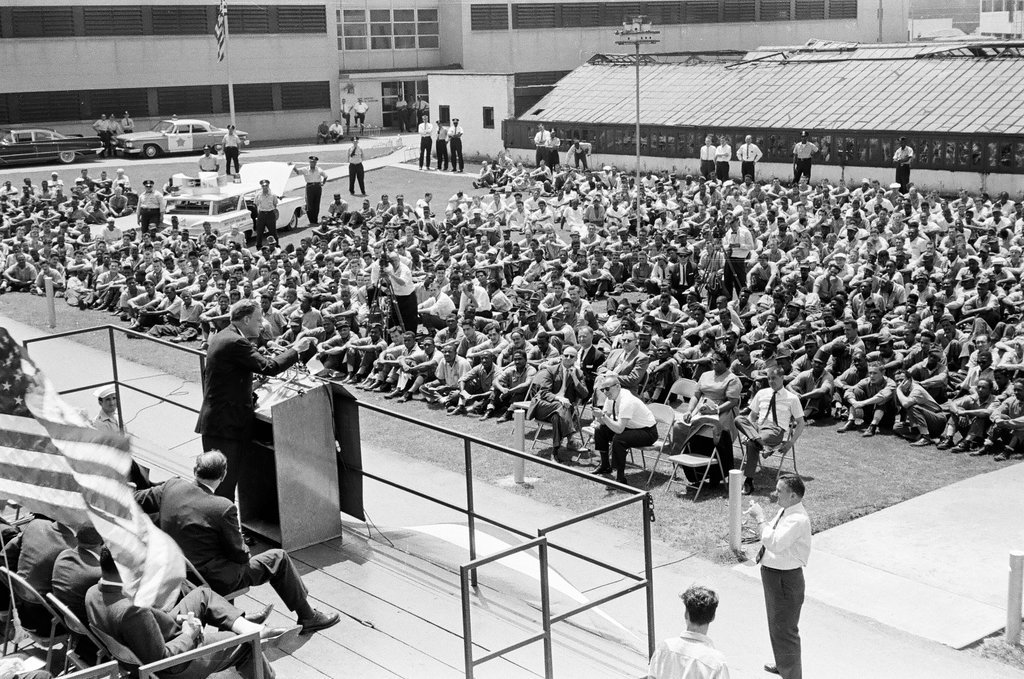Billy Graham rally at jail - Kotalik (Bob or George) for Chicago Sun-Times