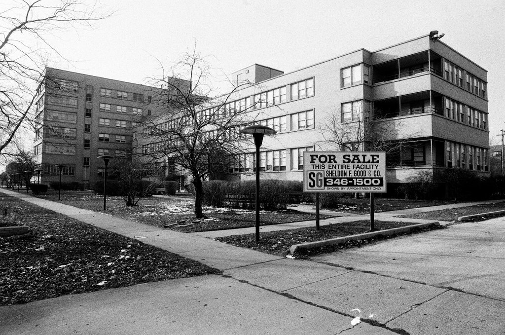 Drexel House exterior - Keating for Chicago Sun-Times