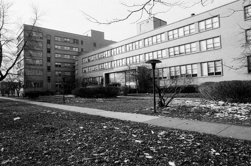 Drexel House exterior - Keating for Chicago Sun-Times