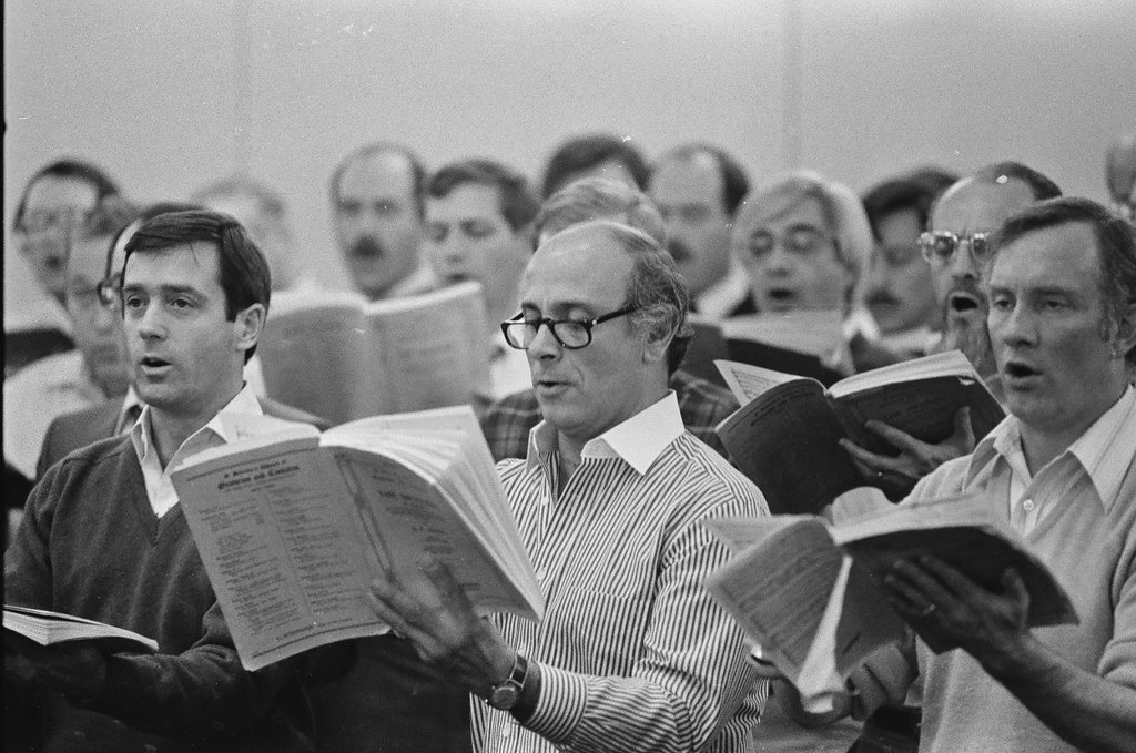 Apollo Chorus - Chicago Sun-Times