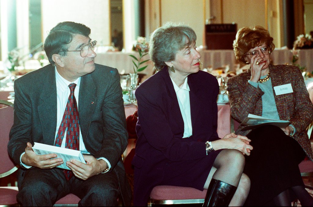 Etienne-Emile Baulieu speaks at Women's Issues Network - Chicago Sun-Times