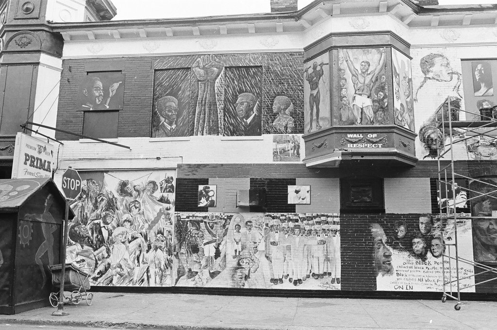 'Wall of Respect' mural of black heroes - Chicago Sun-Times
