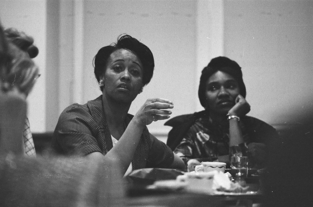 Women meeting at YWCA - Chicago Sun-Times