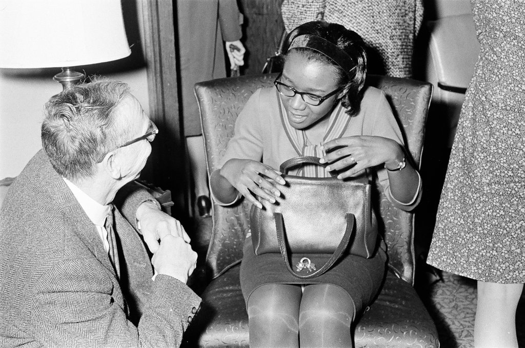 Adults meet at DuSable High School - Chicago Sun-Times