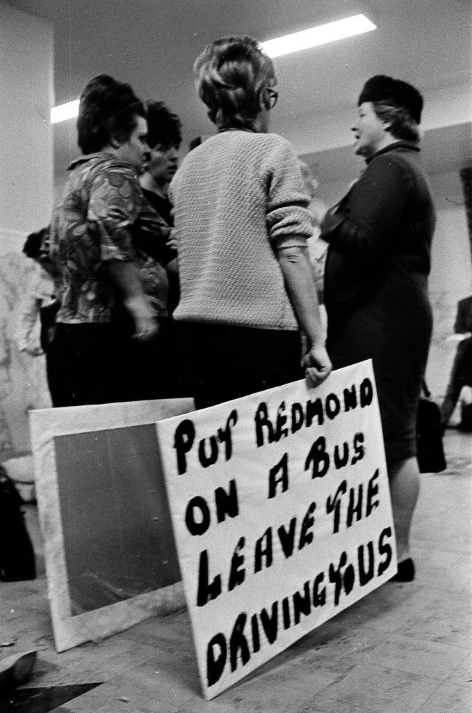 Busing protesters in lobby of Board of Education - Chicago Sun-Times