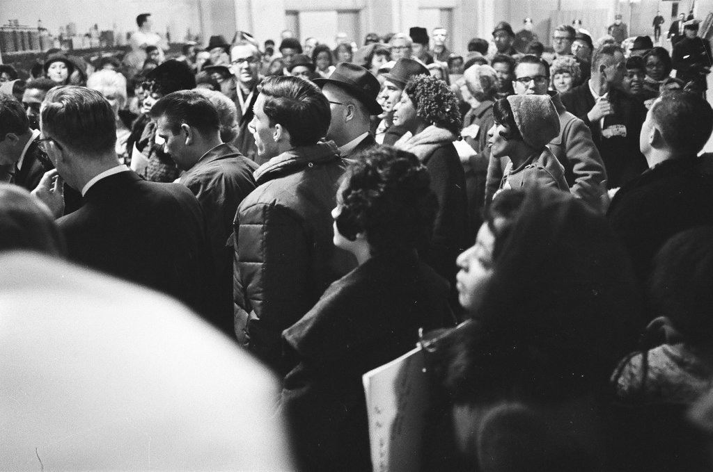 Busing supporters at City Hall - Chicago Sun-Times