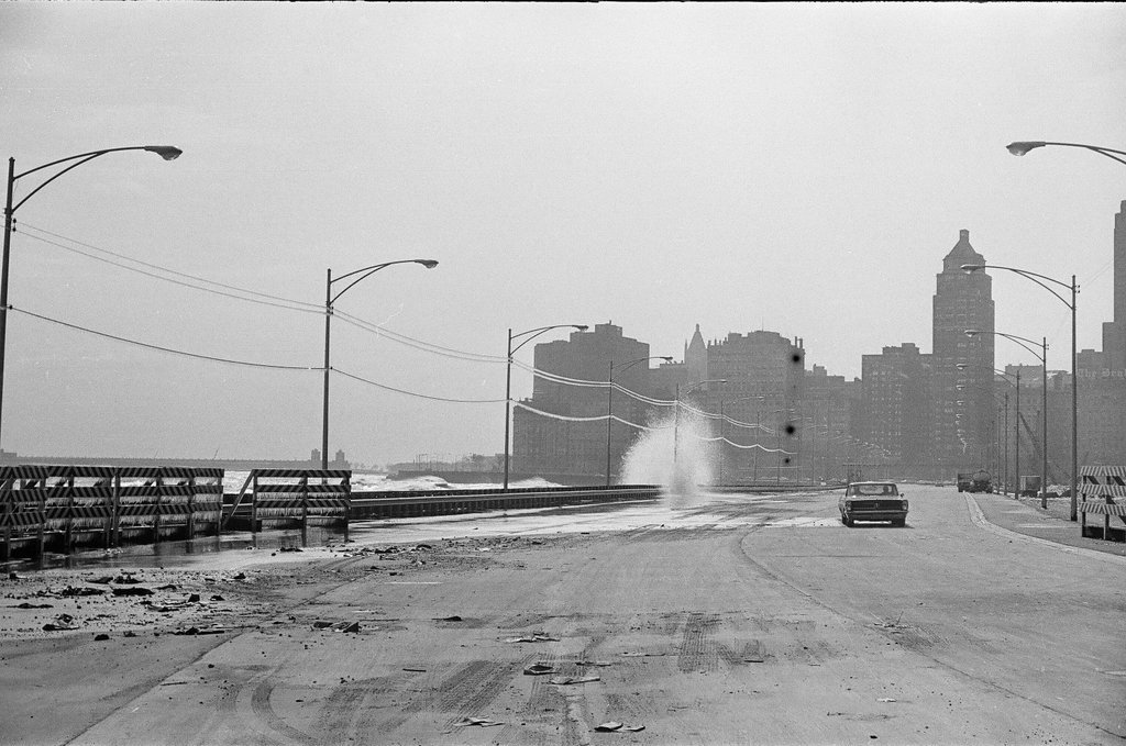Oak Street Beach under construction - Chicago Sun-Times
