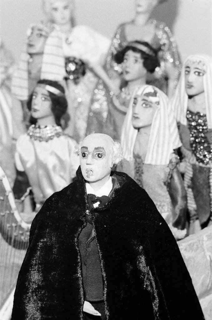Kungsholm Miniature Opera puppets - Chicago Sun-Times