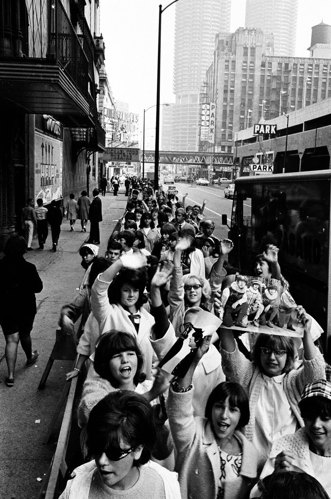 Beatles fans line up for new movie - Howard Lyon for Chicago Sun-Times
