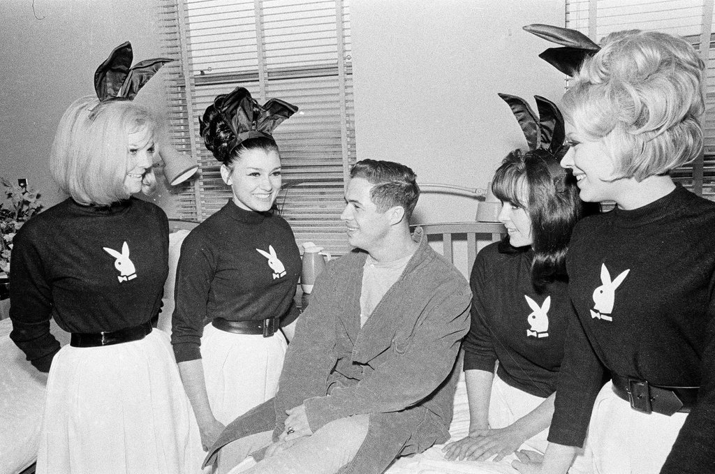 Playboy bunnies visit naval hospital - Chicago Sun-Times