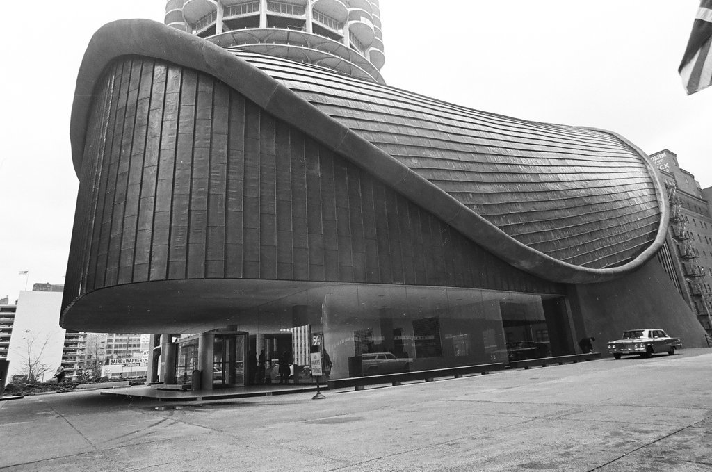 Exterior of WFLD-TV studio at Marina City - Chicago Sun-Times