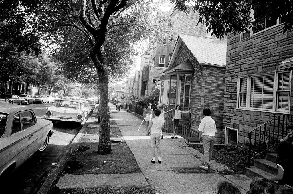 Kids play on a street in Bridgeport - Edmund Jarecki for Chicago Sun-Times