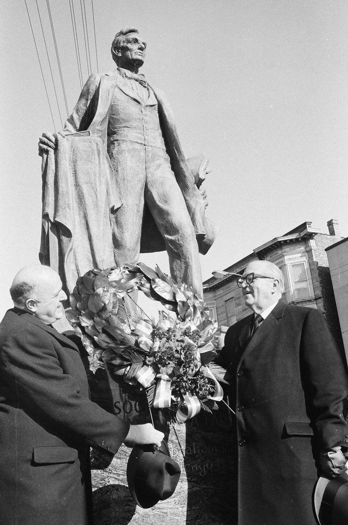 Officials lay a wreath on Lincoln statue - Duane Hall for Chicago Sun-Times