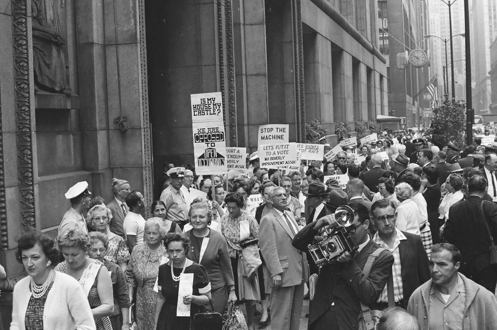 Fair Housing protest in front of City Hall - Howard Lyon for Chicago Sun-Times