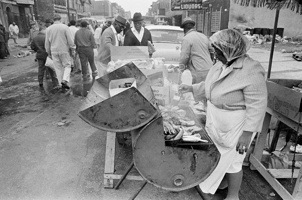 Market on Maxwell Street - Gary Settle for Chicago Sun-Times