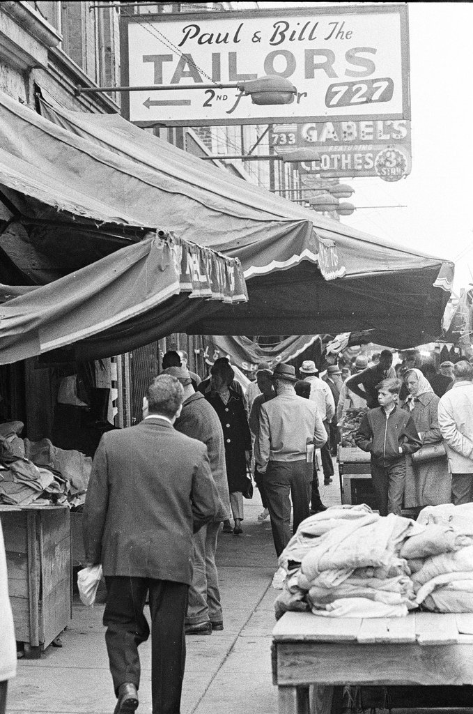 Market on Maxwell Street - Gary Settle for Chicago Sun-Times