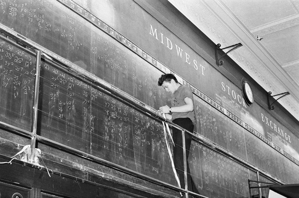 Midwest Stock Exchange - Howard Lyon for Chicago Sun-Times