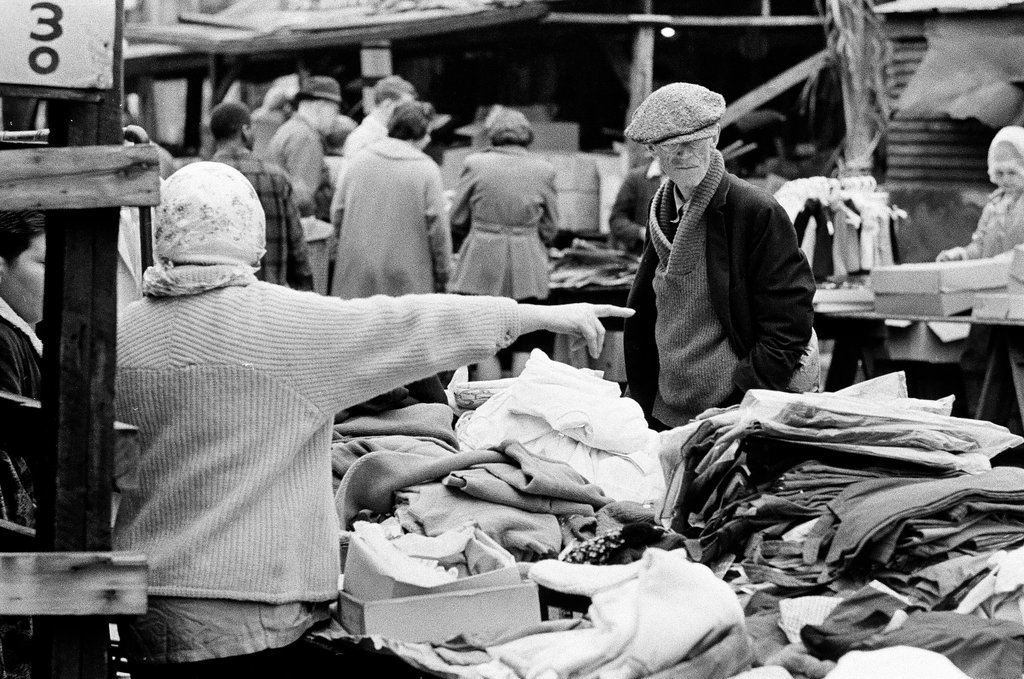 Market on Maxwell Street - Gary Settle for Chicago Sun-Times