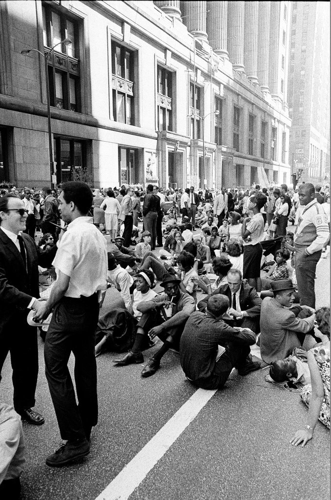 Marchers protesting Benjamin Willis in the Loop - John Tweedle for Chicago Sun-Times