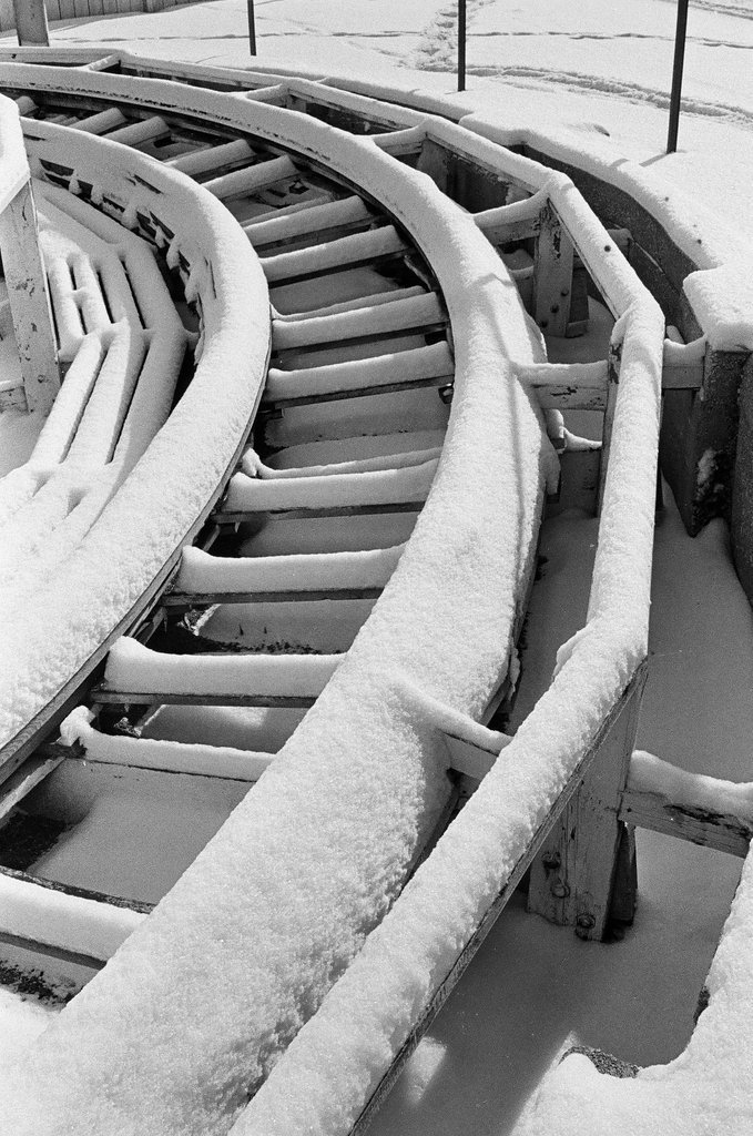 Riverview Amusement Park attractions covered in snow - Chicago Sun-Times