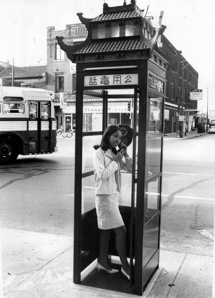 New phone booth in Chinatown - Ralph Arvidson for Chicago Sun-Times
