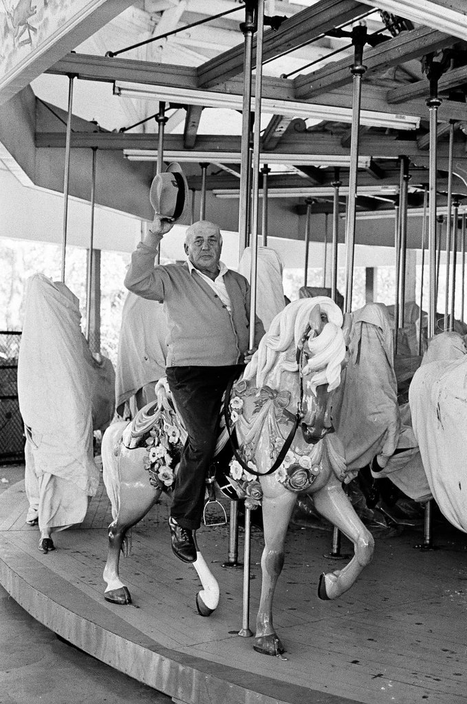 Workers remove equipment at Riverview Amusement Park - Joe Kordick for Chicago Sun-Times