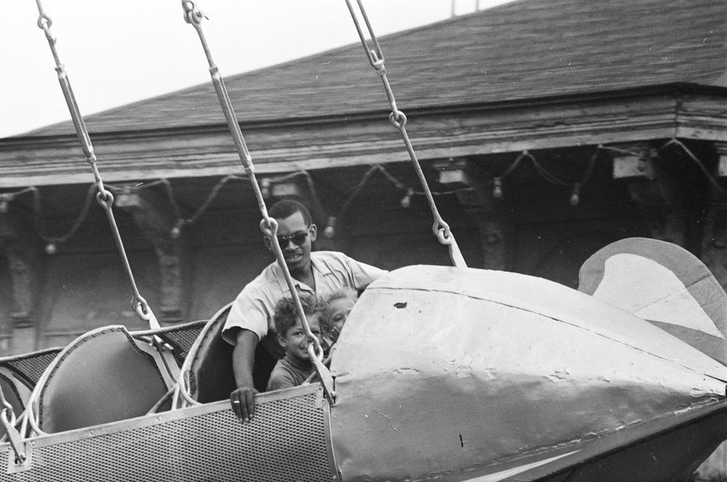 People enjoying rides at Riverview Amusement Park - Chicago Sun-Times