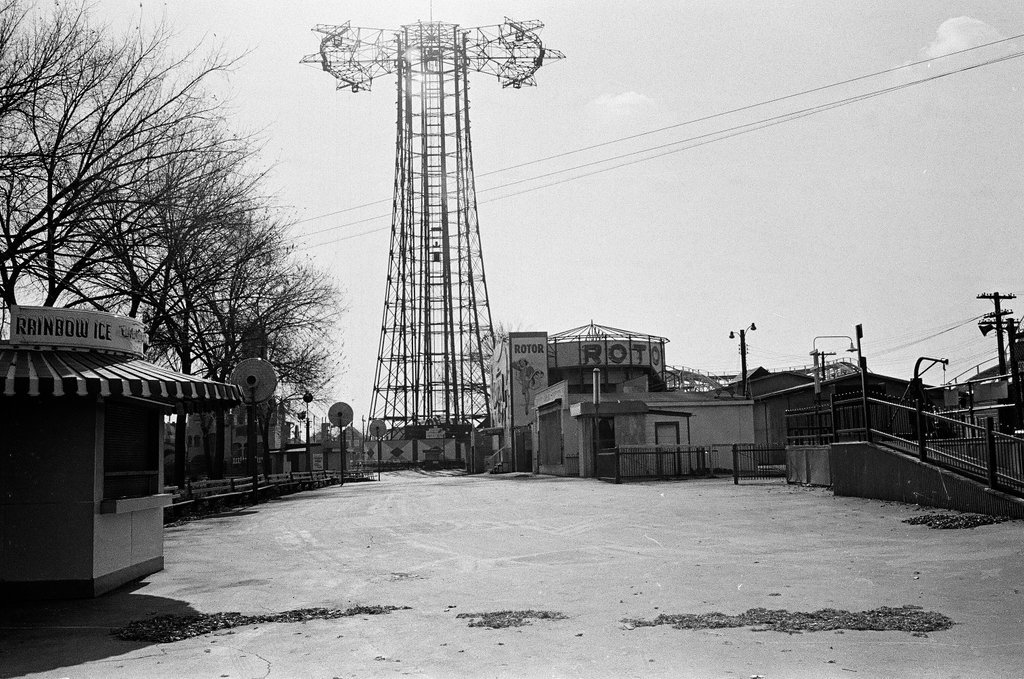 Deserted Riverview Amusement Park - Pete Peters for Chicago Sun-Times