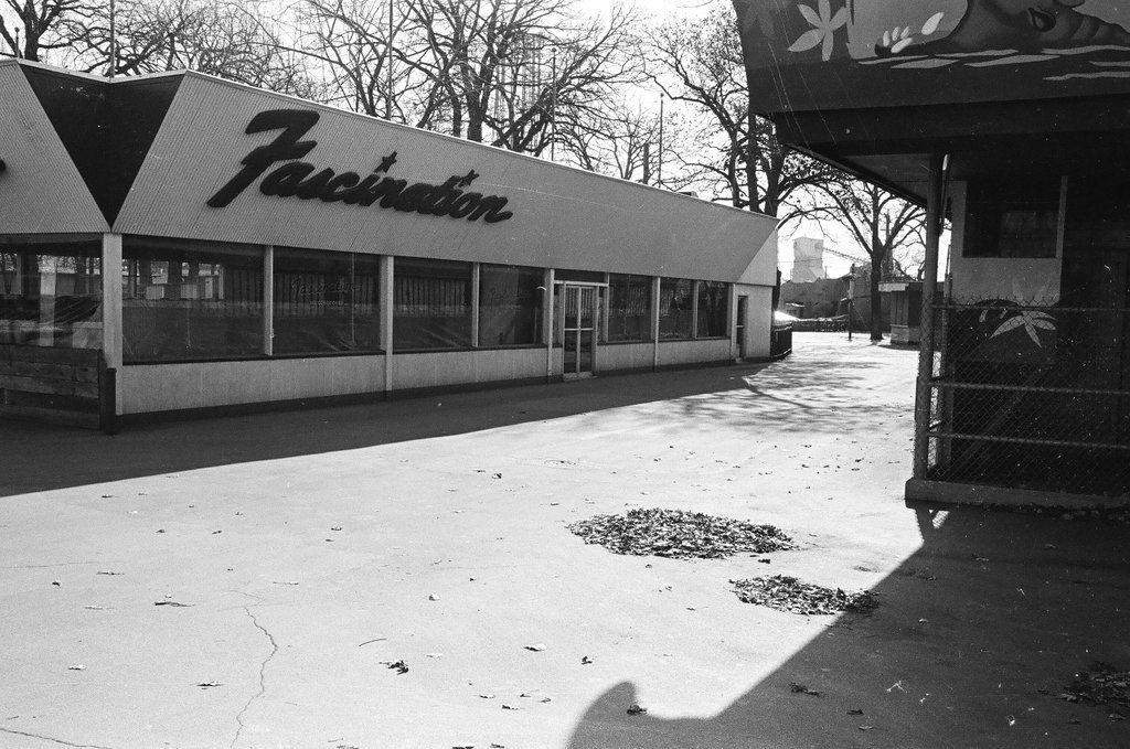 Deserted Riverview Amusement Park - Pete Peters for Chicago Sun-Times