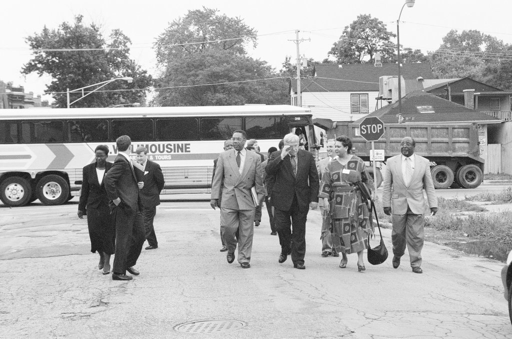 Bobby Rush tours Englewood community - Bob (Robert) Black for Chicago Sun-Times