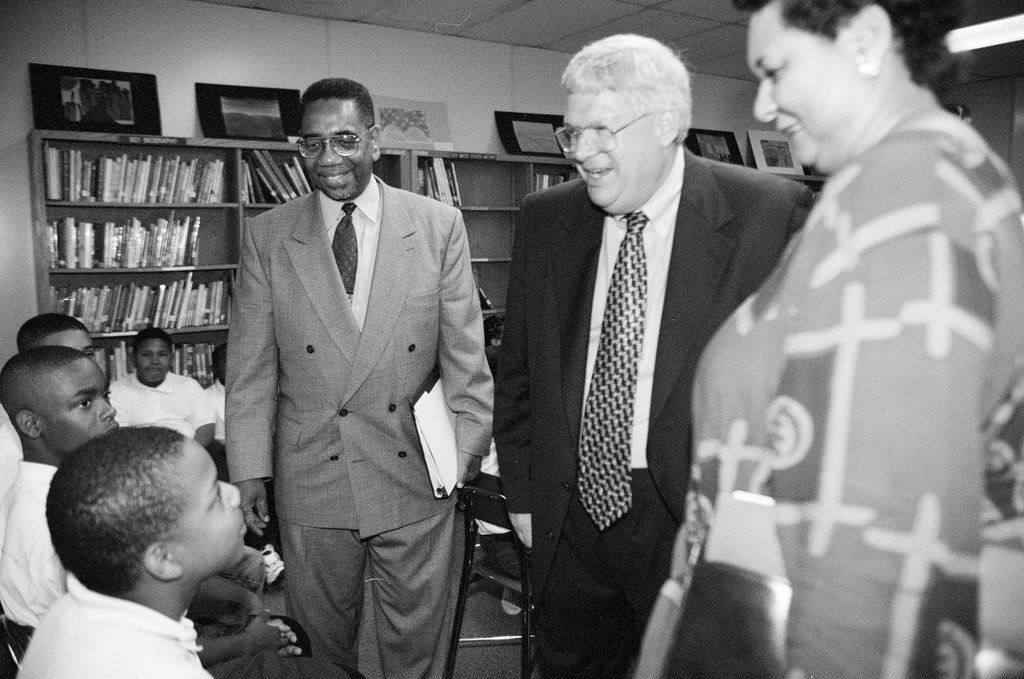 Bobby Rush tours Englewood community - Bob (Robert) Black for Chicago Sun-Times