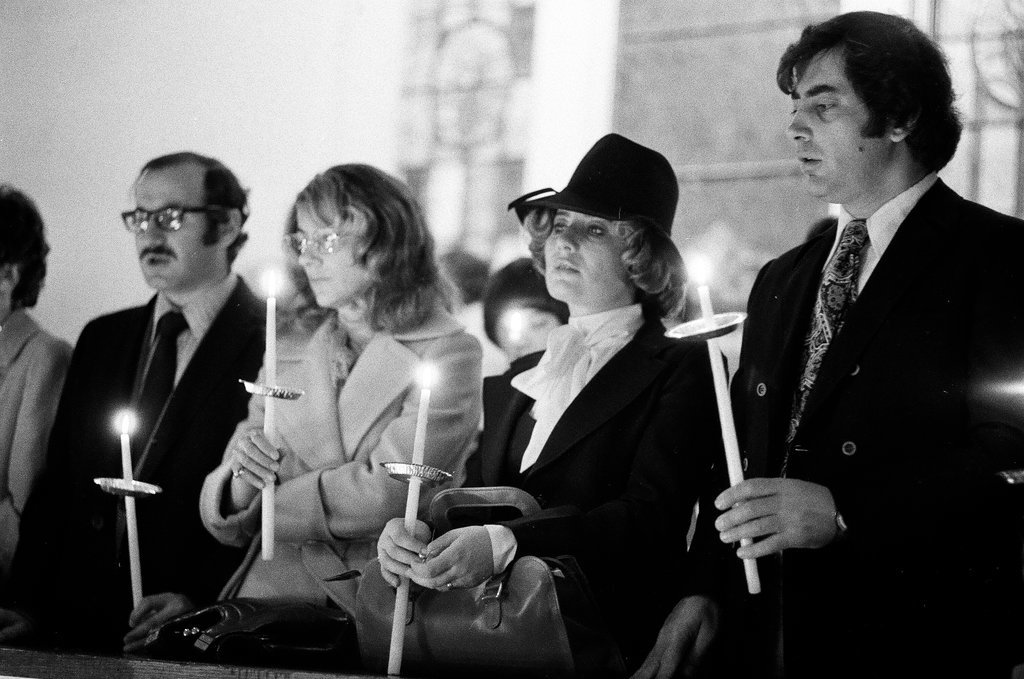 Greeks celebrate Easter - Jim Mescall for Chicago Sun-Times