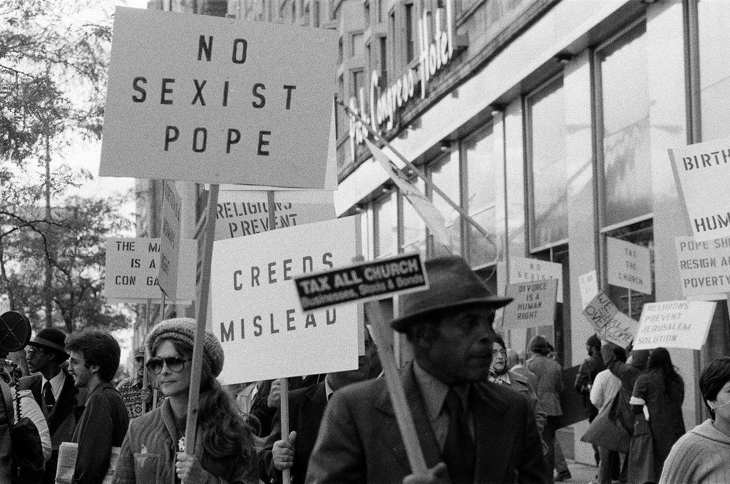 Atheist protest marchers - Bob (Robert) Black for Chicago Sun-Times