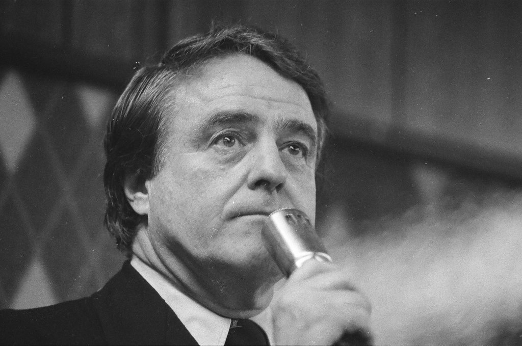 Sargent R. Shriver at 10th Ward Meeting - John H. White for Chicago Sun-Times