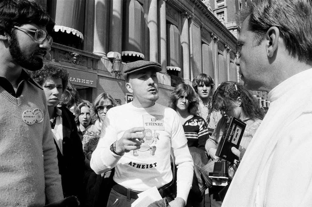 Atheist protest marchers - Anthony Suau for Chicago Sun-Times