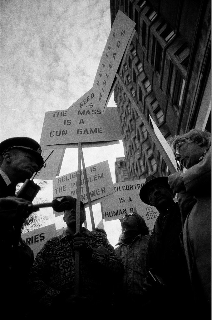 Atheist protest marchers - Anthony Suau for Chicago Sun-Times