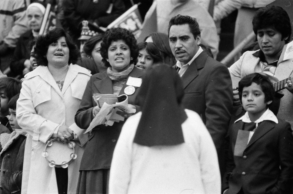 Pope John Paul II visits Chicago - Bob (Robert) Black for Chicago Sun-Times