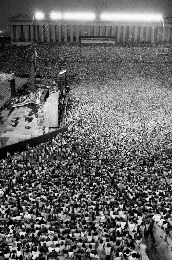 Pink Floyd in concert at Soldier Field - Martha Hartnett for Chicago Sun-Times